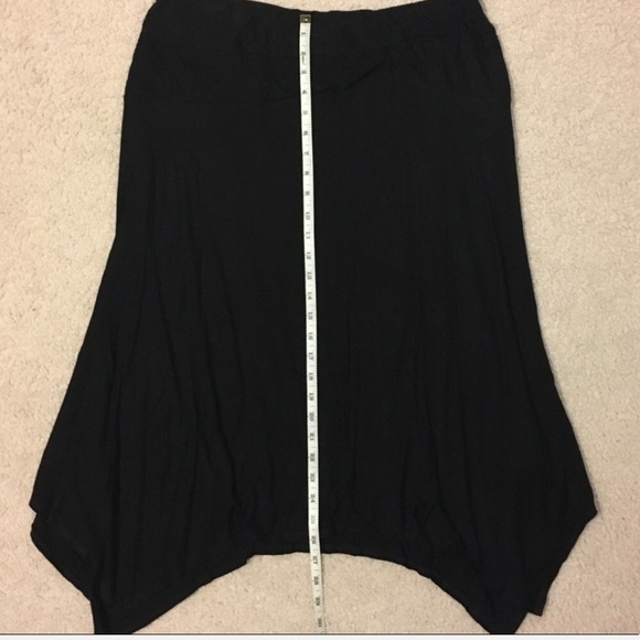 Daisy Fuentes Black Handkerchief Skirt size 1X - Picture 7 of 8